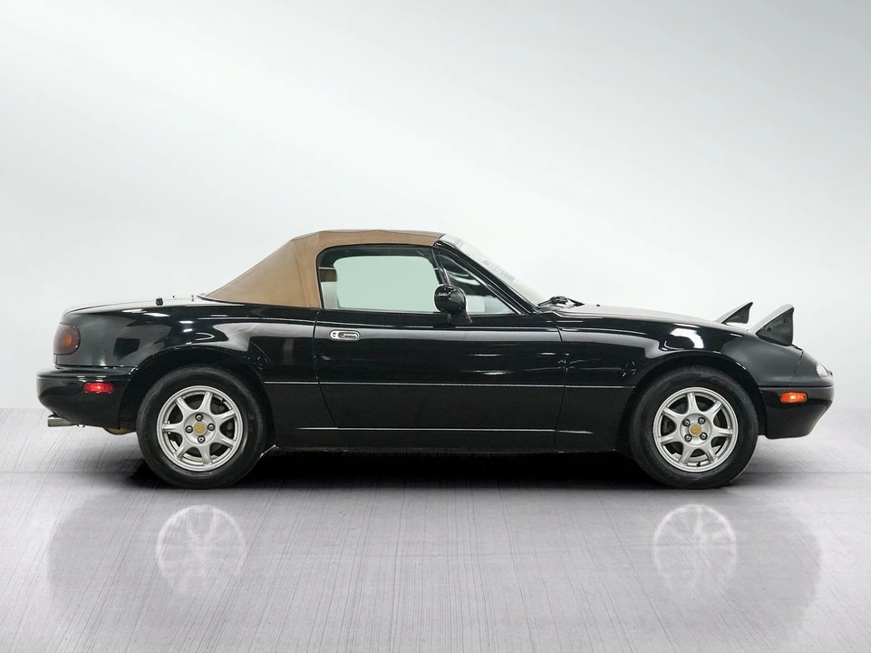 1997 Mazda NA MX-5 Miata - Image 6 of 28