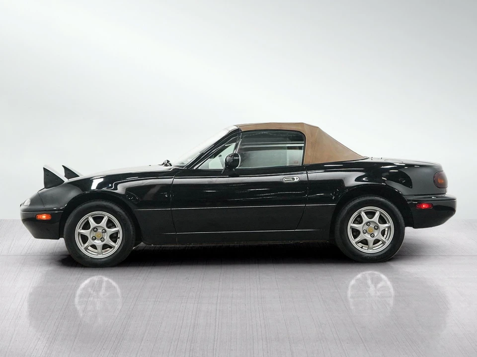 1997 Mazda NA MX-5 Miata - Image 2 of 28