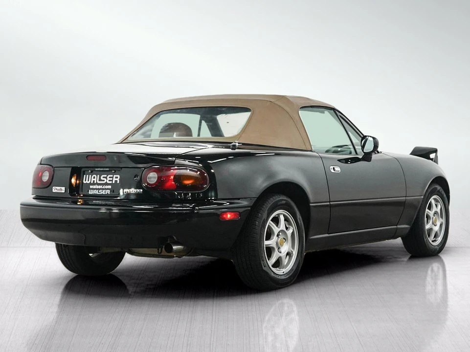 1997 Mazda NA MX-5 Miata - Image 5 of 28