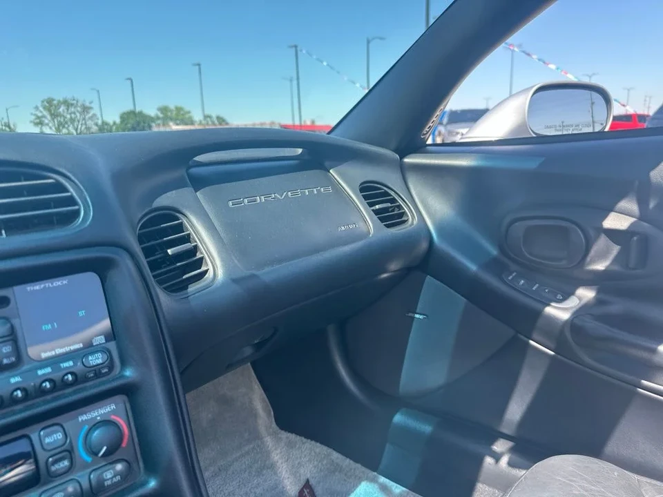 1998 Chevrolet Corvette C5 - Image 20 of 31