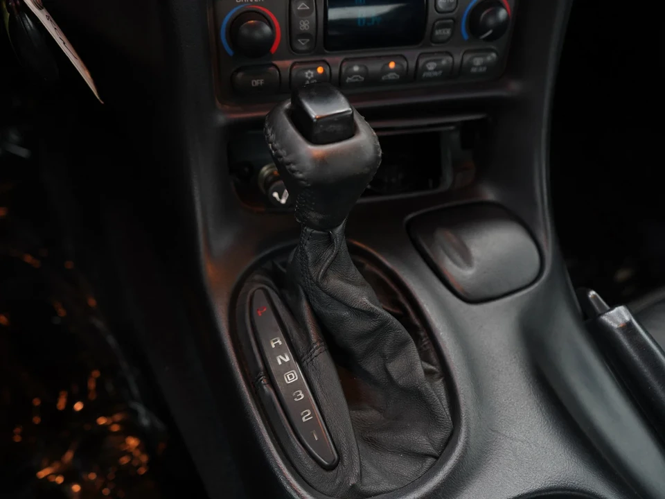1999 Chevrolet Corvette - Image 19 of 25