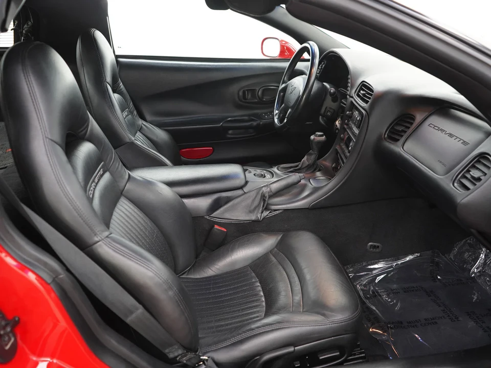 1999 Chevrolet Corvette - Image 11 of 25
