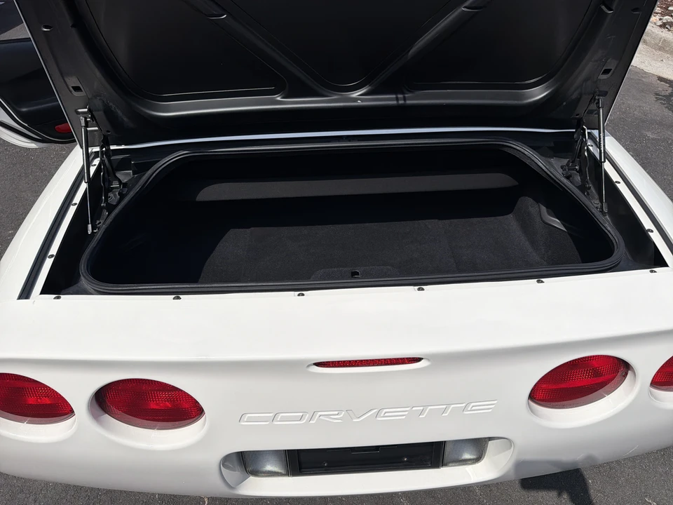 2001 Chevrolet Corvette C5 - Image 31 of 31