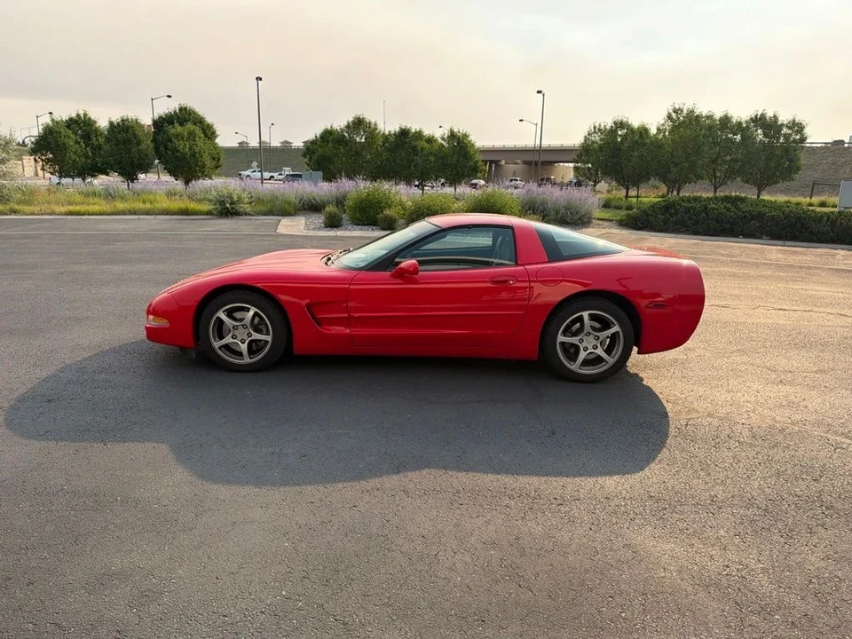 2001 Chevrolet Corvette C5 - Image 2 of 15