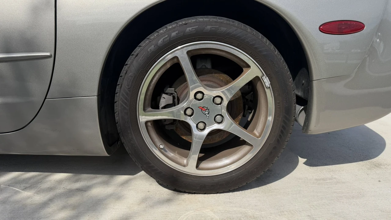 2001 Chevrolet Corvette C5 - Image 10 of 20