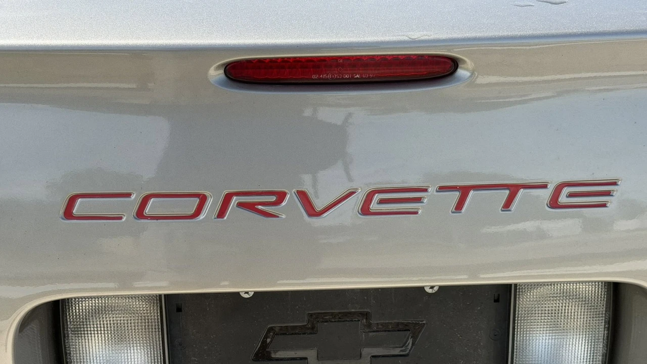 2001 Chevrolet Corvette C5 - Image 8 of 20