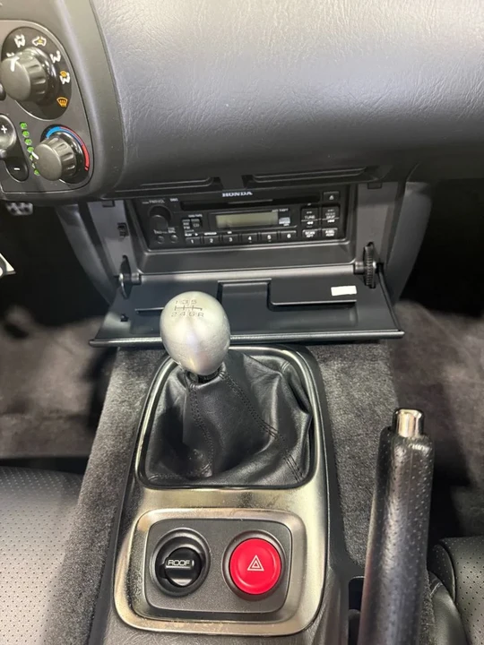2001 Honda AP1 S2000 - Image 7 of 20