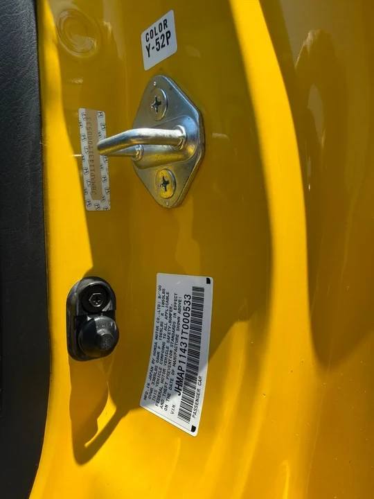 2001 Honda AP1 S2000 - Image 16 of 20