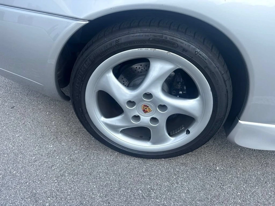 2001 Porsche 996 Carrera - Image 15 of 16