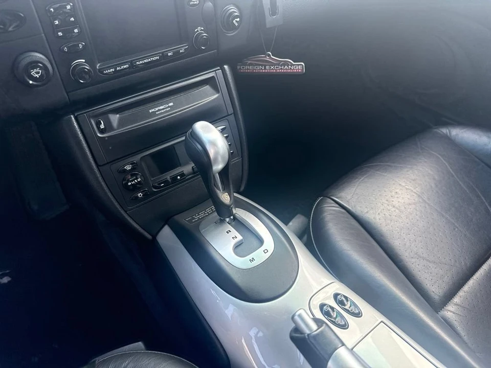 2001 Porsche 996 Carrera - Image 11 of 16