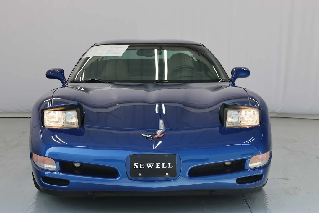 2002 Chevrolet Corvette C5 - Image 2 of 23