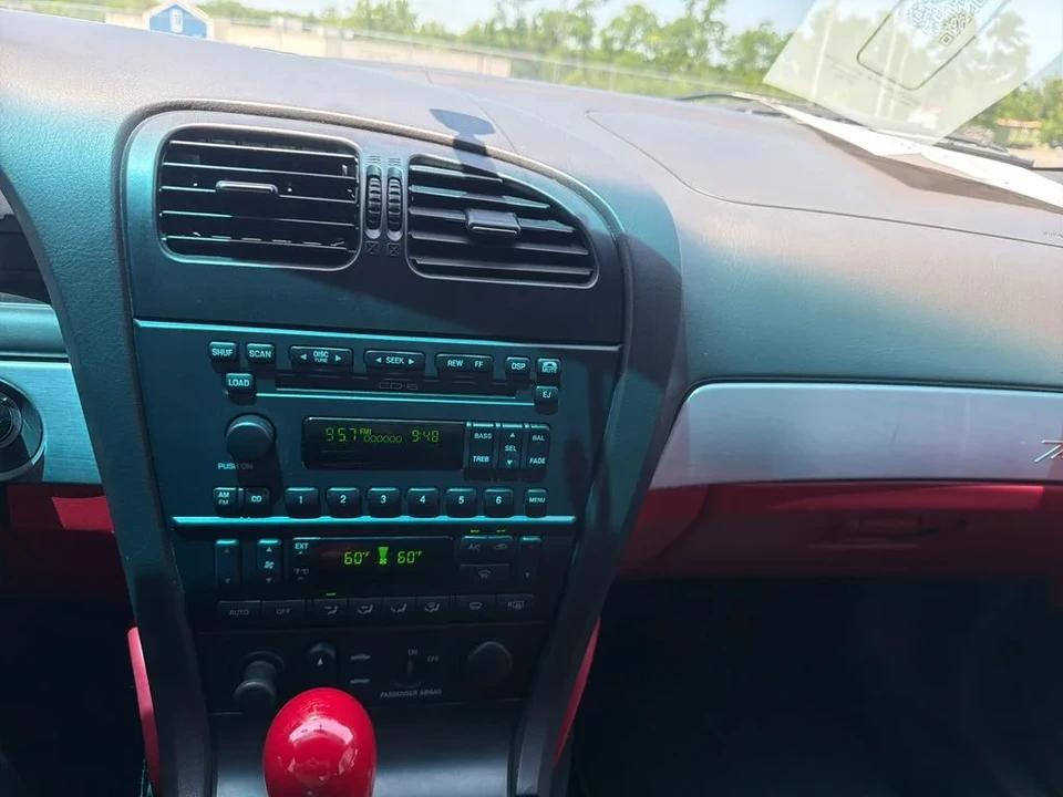 2002 Ford Thunderbird 11th Gen - Image 19 of 20