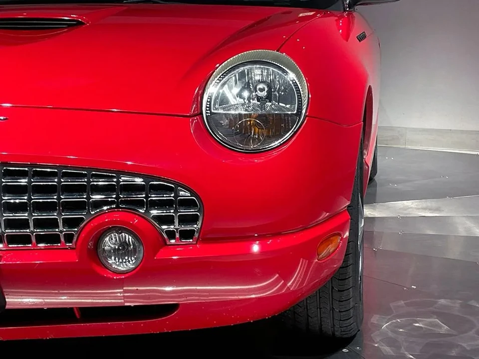 2002 Ford Thunderbird 11th Gen - Image 4 of 31