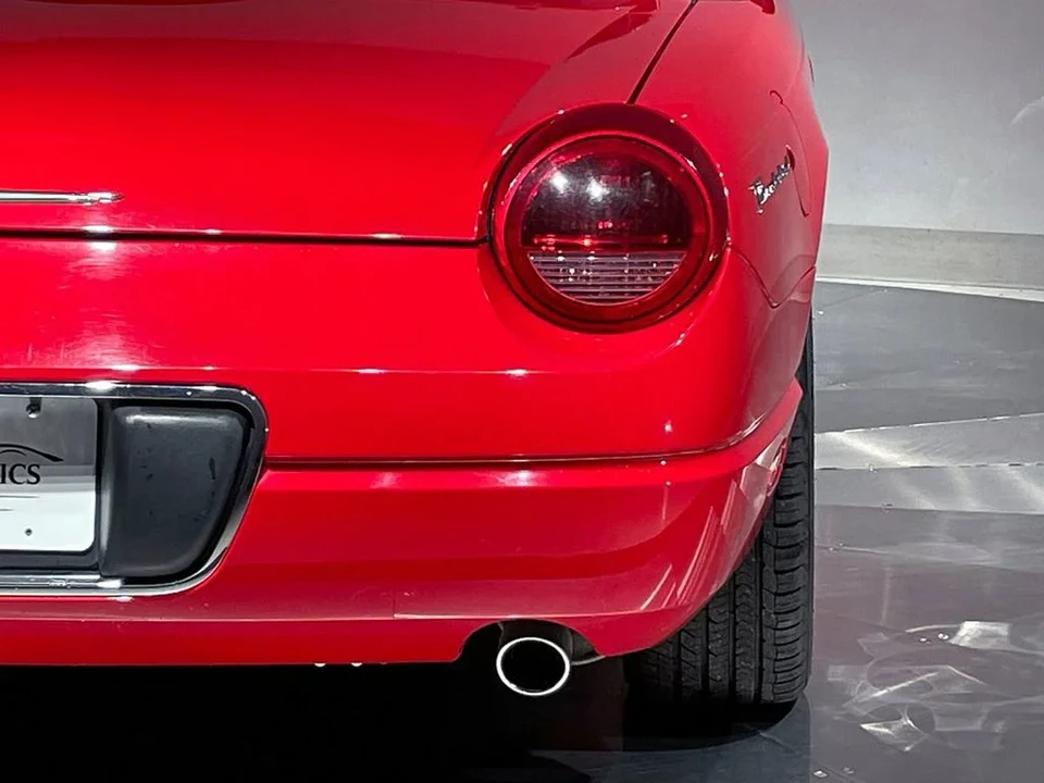 2002 Ford Thunderbird 11th Gen - Image 8 of 31