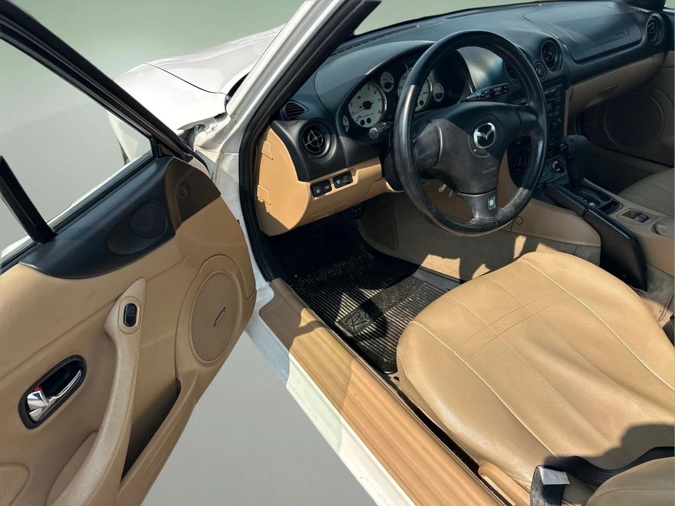 2002 Mazda NB MX-5 Miata - Image 17 of 31