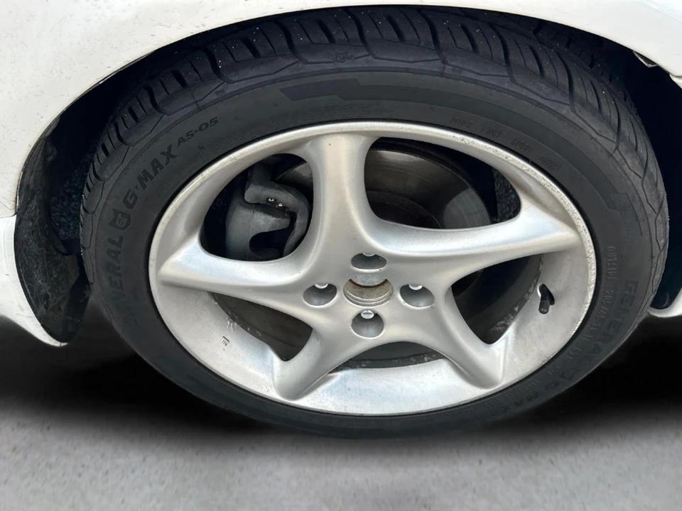 2002 Mazda NB MX-5 Miata - Image 9 of 31