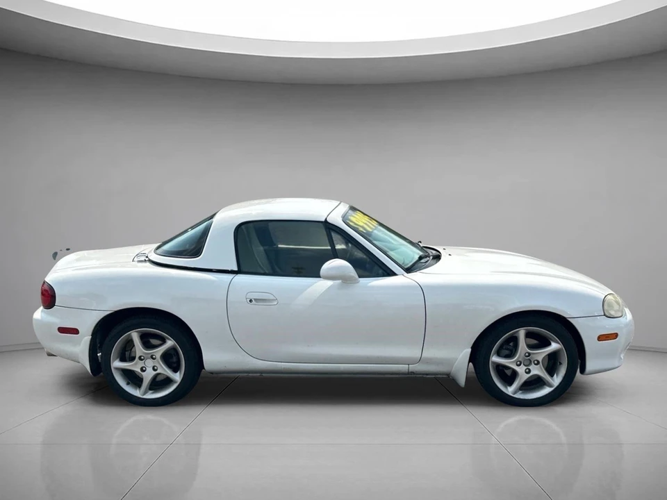 2002 Mazda NB MX-5 Miata - Image 6 of 31
