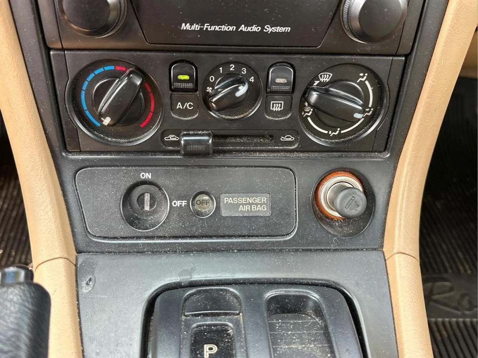 2002 Mazda NB MX-5 Miata - Image 26 of 31