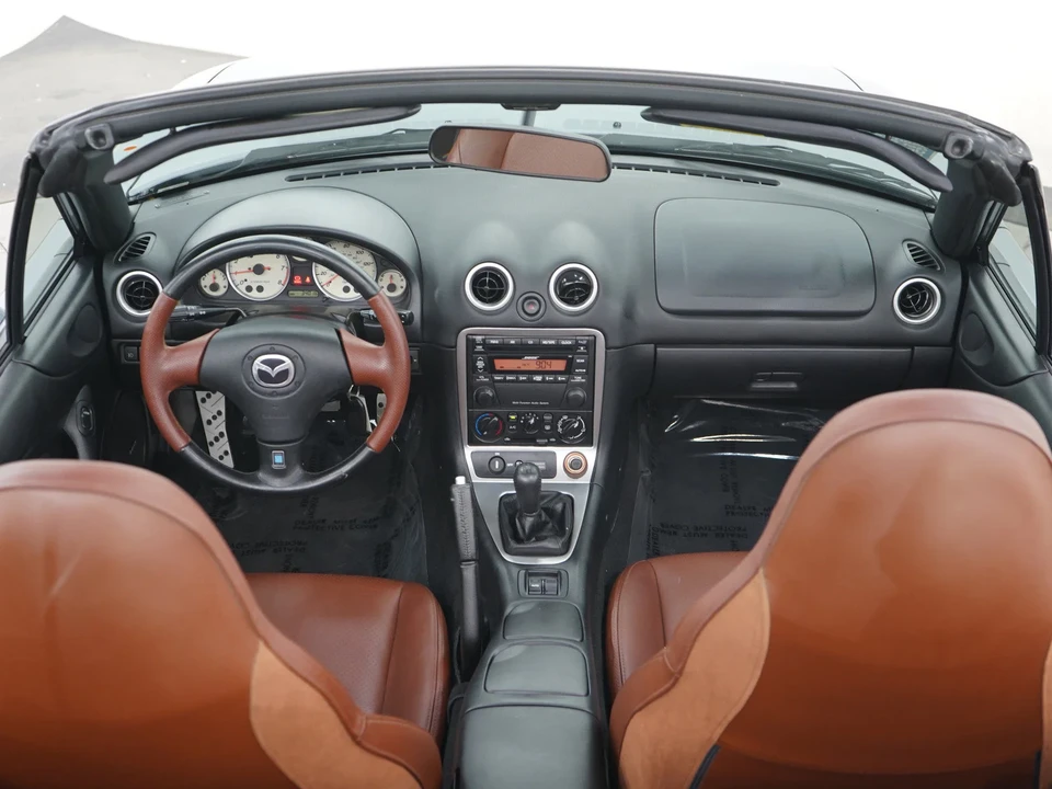 2002 Mazda NB MX-5 Miata - Image 13 of 25