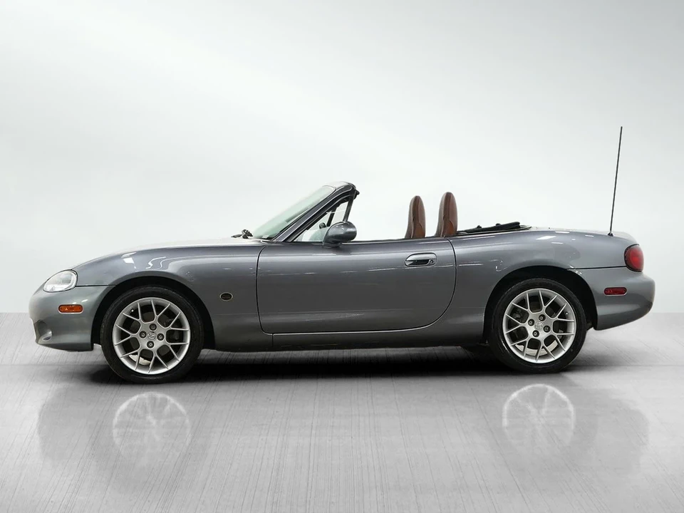2002 Mazda NB MX-5 Miata - Image 3 of 25
