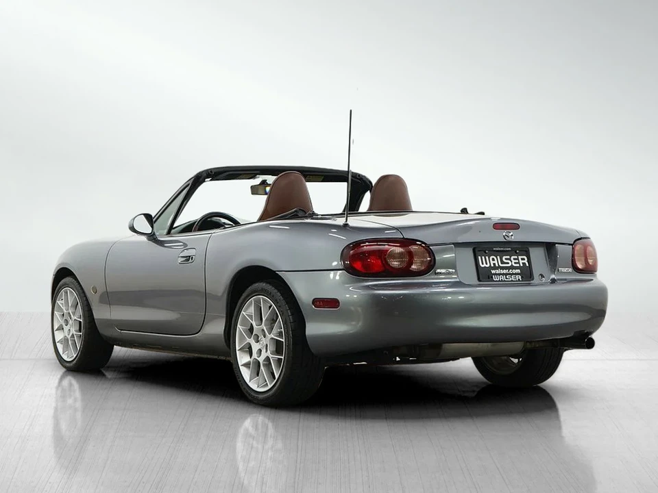 2002 Mazda NB MX-5 Miata - Image 4 of 25