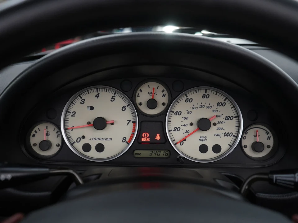 2002 Mazda NB MX-5 Miata - Image 20 of 25