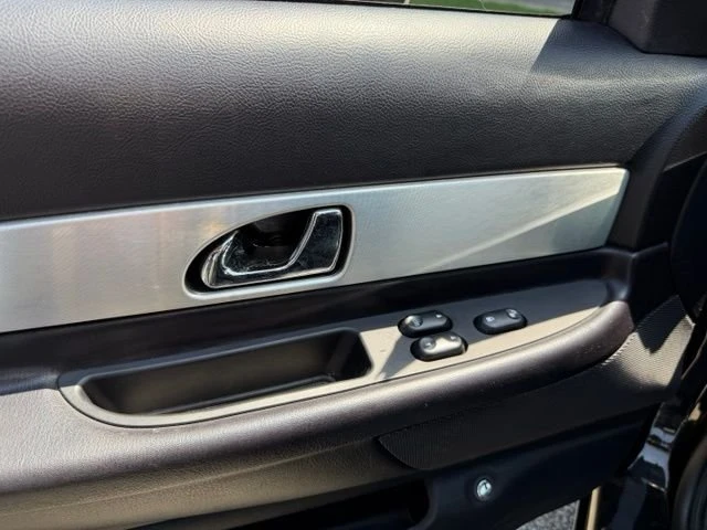 2003 Ford Thunderbird 11th Gen - Image 9 of 20