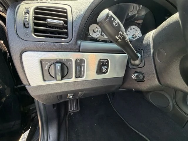 2003 Ford Thunderbird 11th Gen - Image 15 of 20