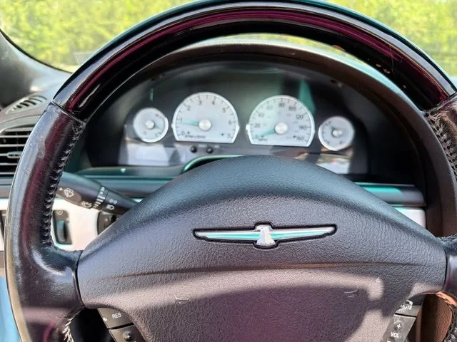 2003 Ford Thunderbird 11th Gen - Image 16 of 19