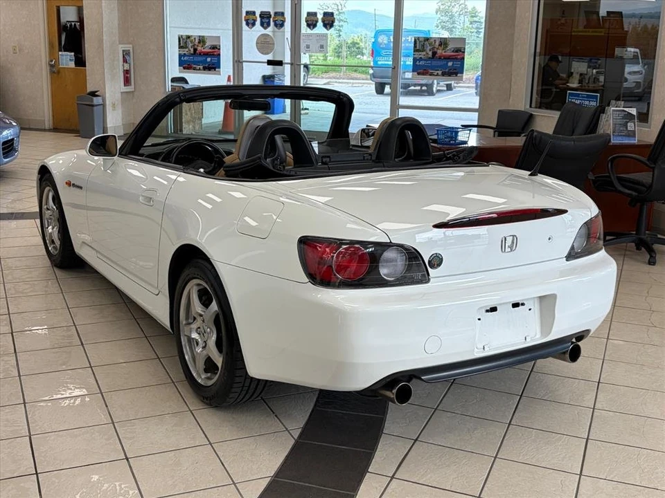 2003 Honda AP1 S2000 - Image 4 of 23
