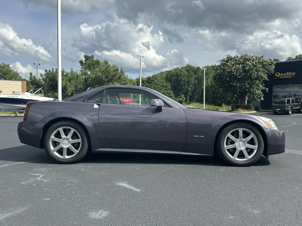2004 Cadillac XLR - Image 8 of 27