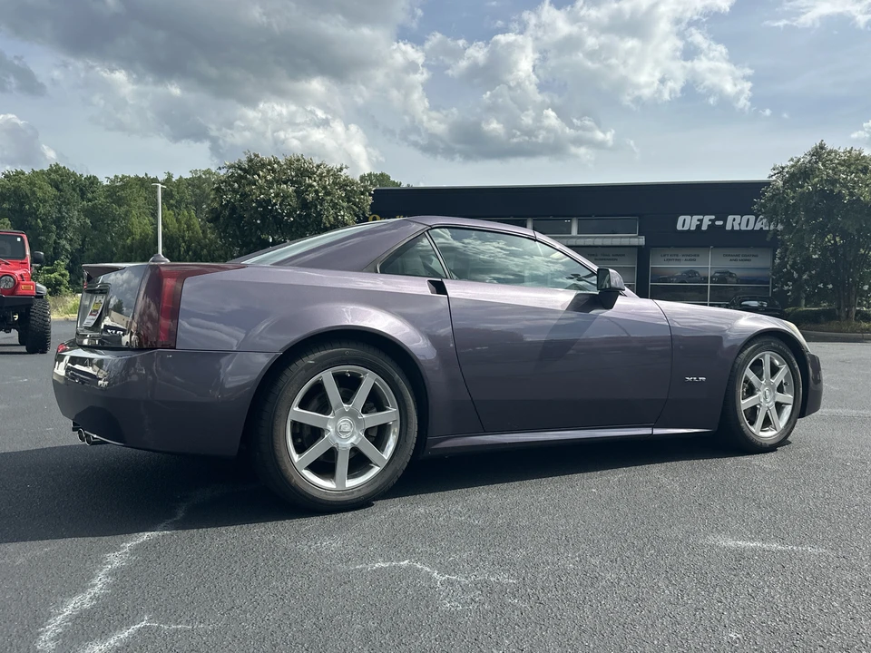 2004 Cadillac XLR - Image 7 of 27