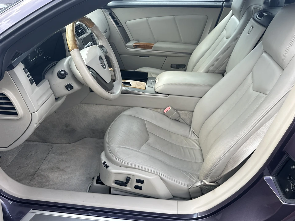 2004 Cadillac XLR - Image 9 of 27