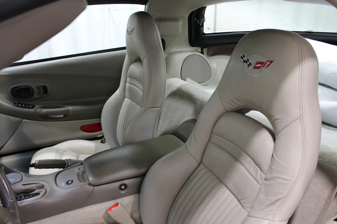 2004 Chevrolet Corvette C5 - Image 4 of 28
