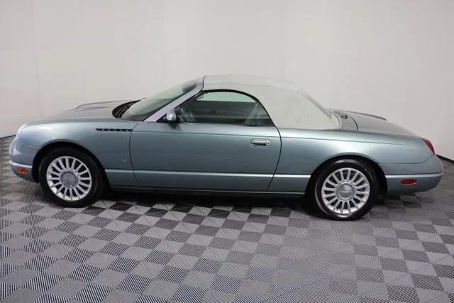 2004 Ford Thunderbird 11th Gen - Image 5 of 23
