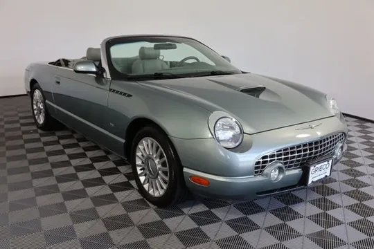 2004 Ford Thunderbird