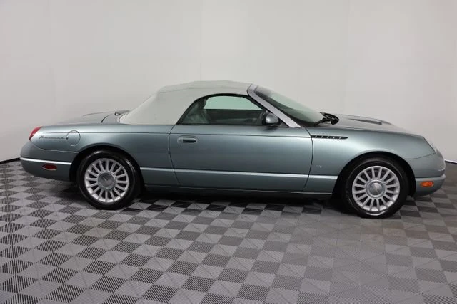 2004 Ford Thunderbird 11th Gen - Image 9 of 23