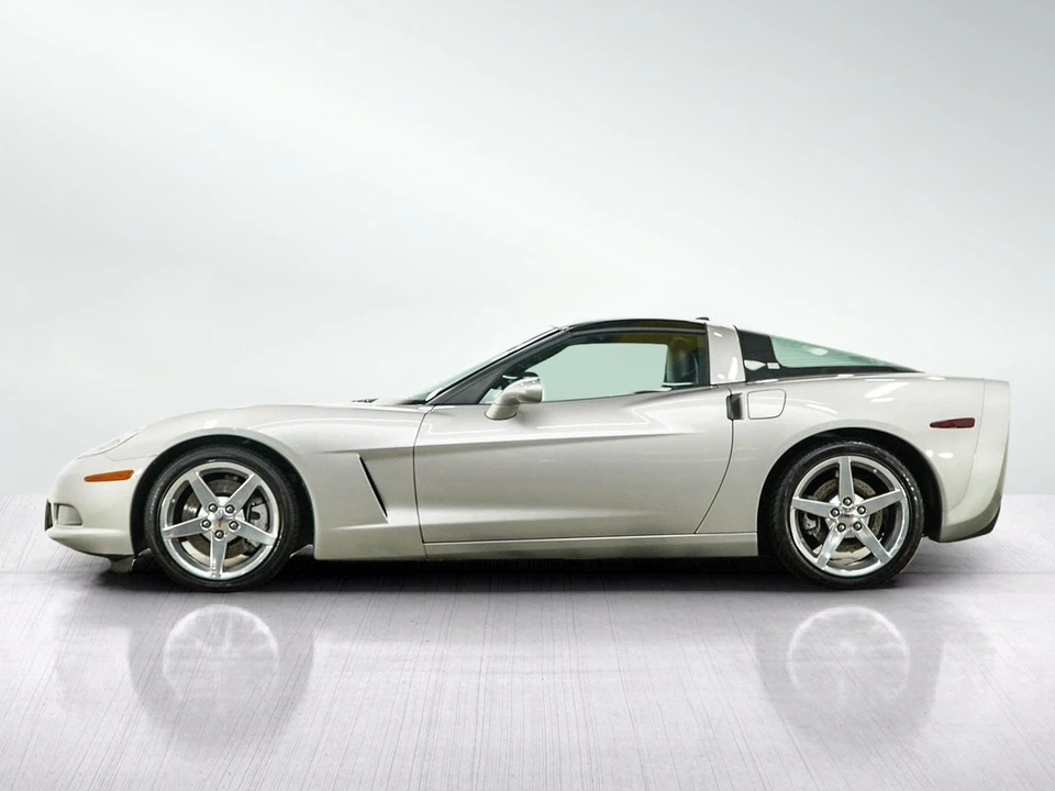2005 Chevrolet Corvette C6 - Image 2 of 25