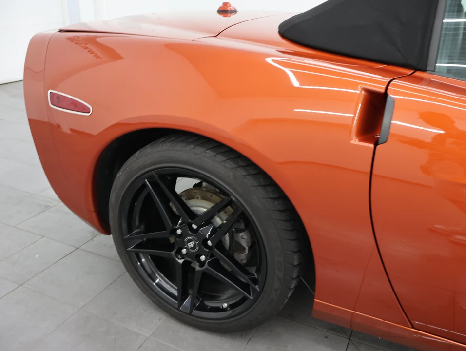2005 Chevrolet Corvette C6 - Image 22 of 31