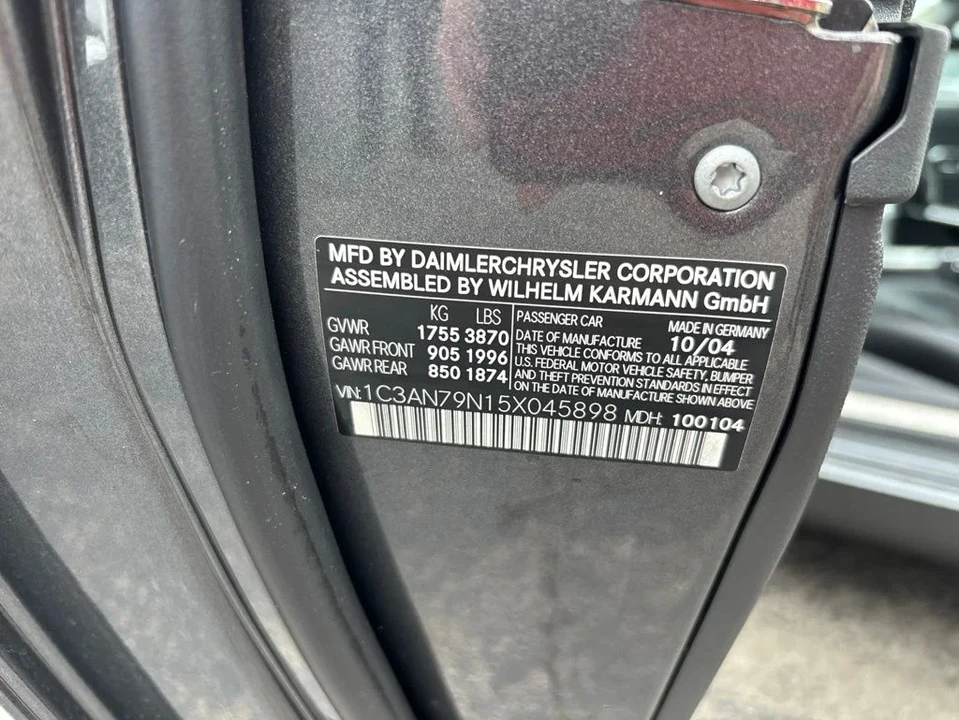 2005 Chrysler Crossfire - Image 9 of 22