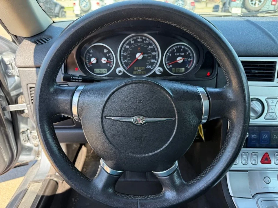 2005 Chrysler Crossfire - Image 14 of 25