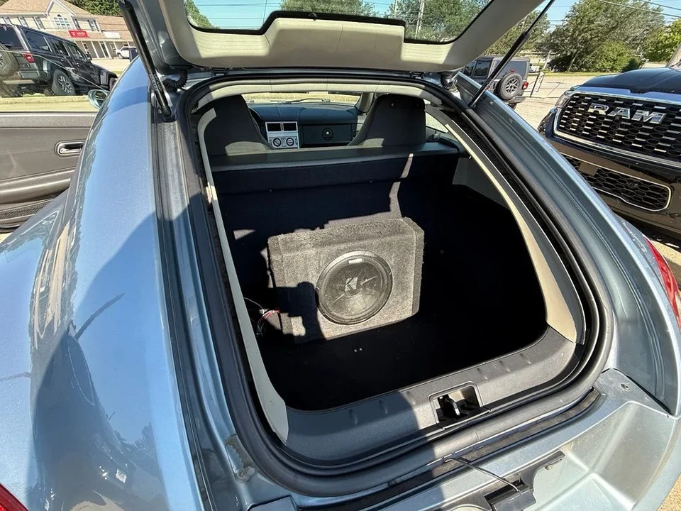 2005 Chrysler Crossfire - Image 21 of 25