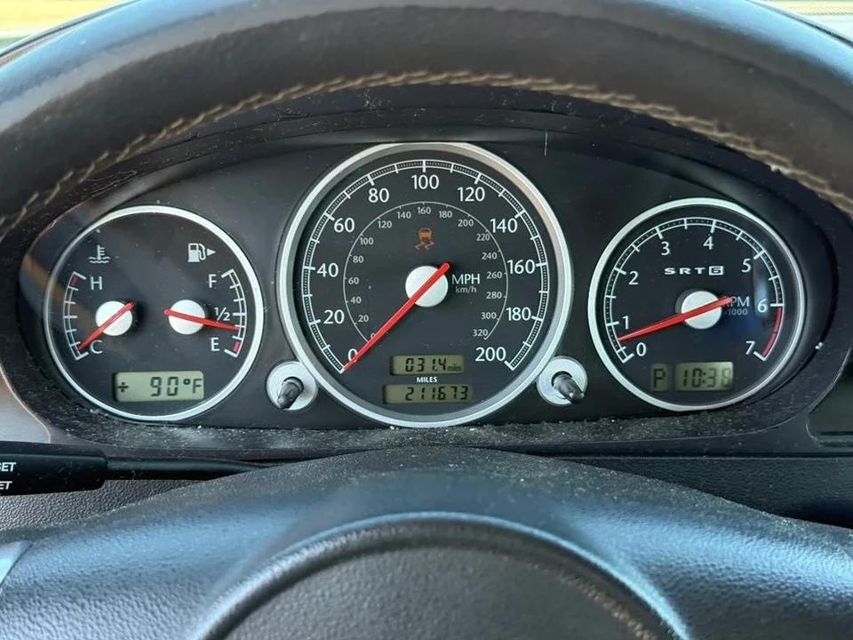 2005 Chrysler Crossfire - Image 15 of 25