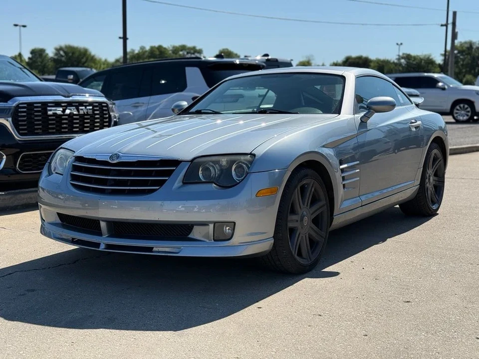 2005 Chrysler Crossfire - Image 2 of 25