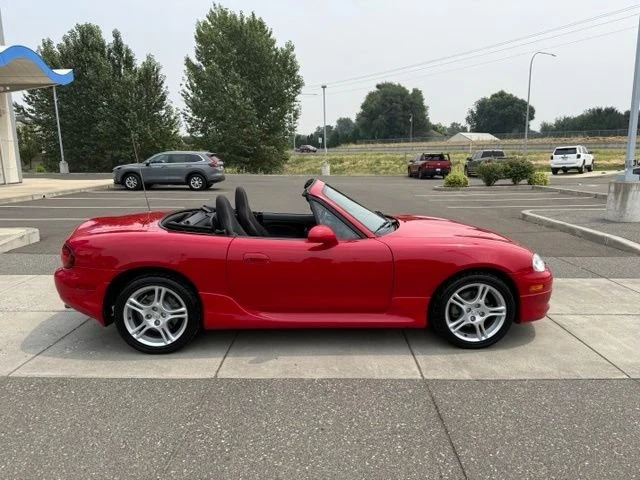 2005 Mazda NB MX-5 Miata - Image 19 of 28