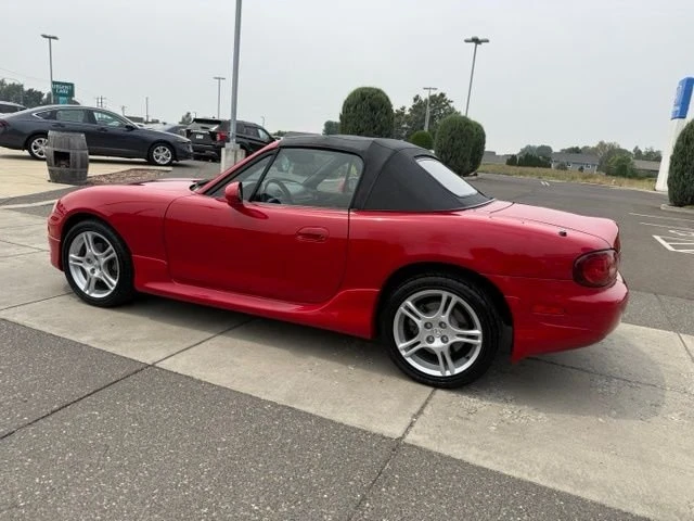 2005 Mazda NB MX-5 Miata - Image 9 of 28