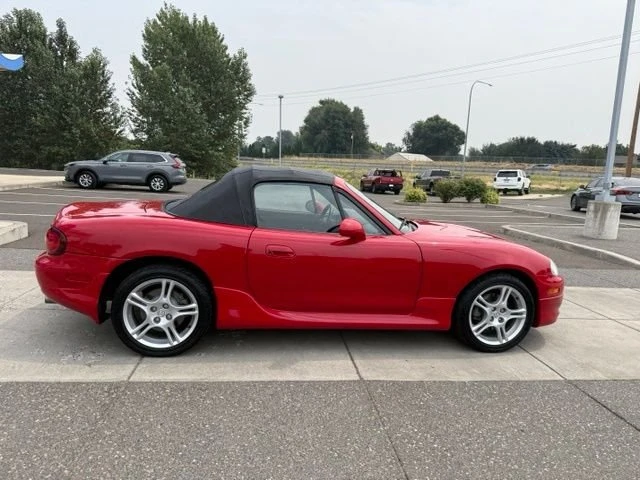 2005 Mazda NB MX-5 Miata - Image 4 of 28