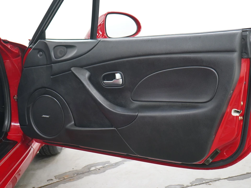 2005 Mazda NB MX-5 Miata - Image 9 of 22