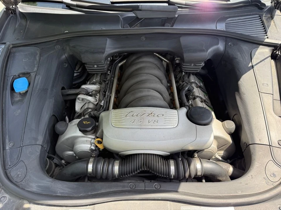 2005 Porsche Cayenne - Image 25 of 28