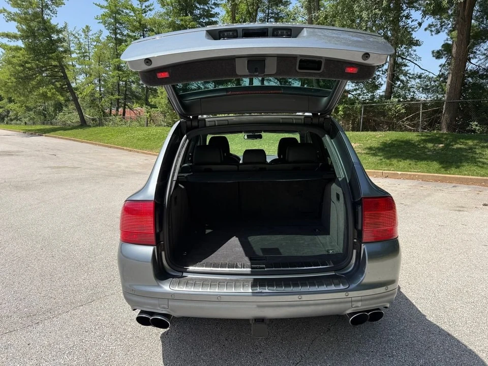 2005 Porsche Cayenne - Image 22 of 28